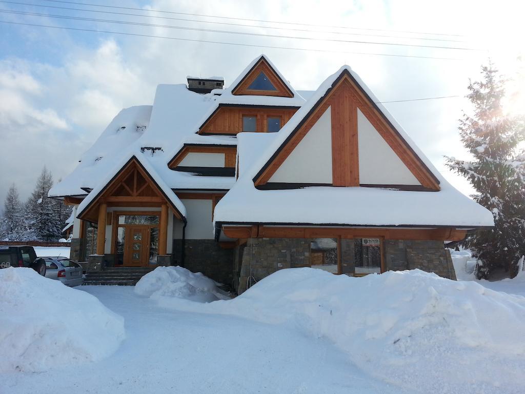 Willa Misiaga Apartamenty Мурзасичле Екстериор снимка